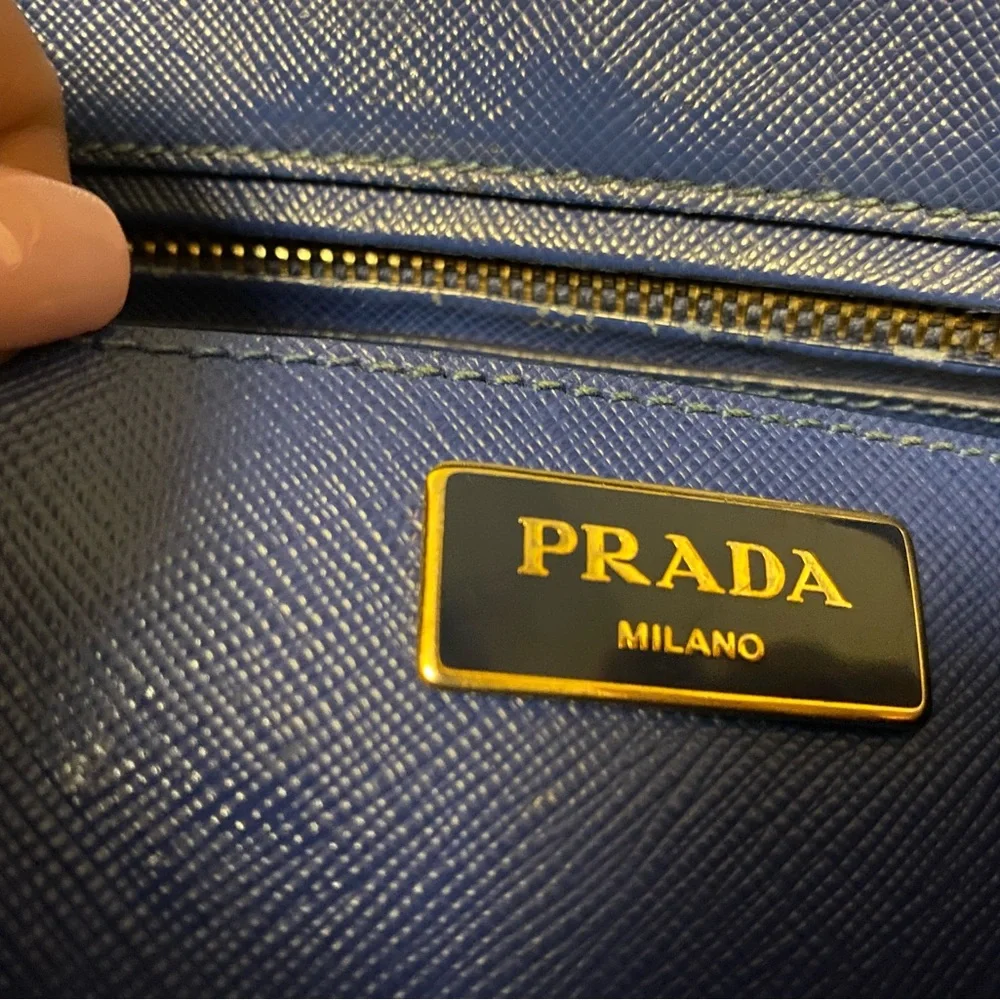 Prada Safiano - Picture 10 of 11